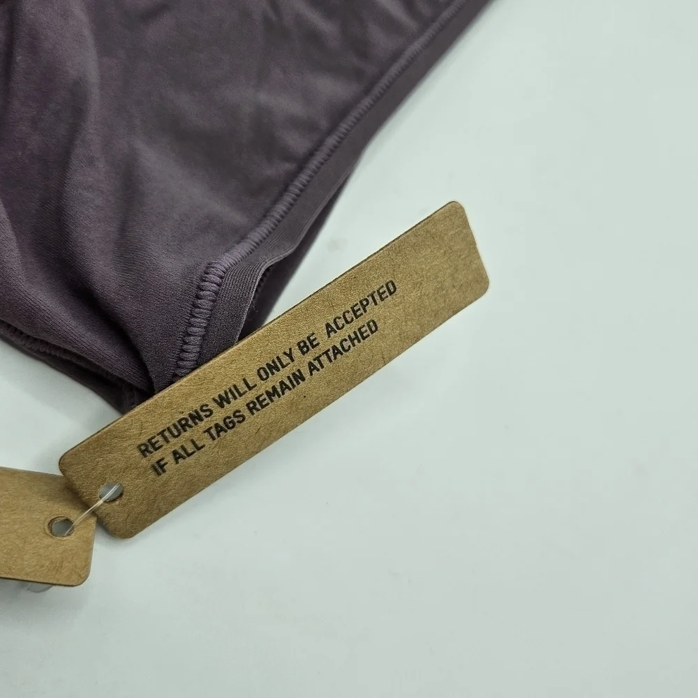 NWT Skims pn-thong plum color size 3x